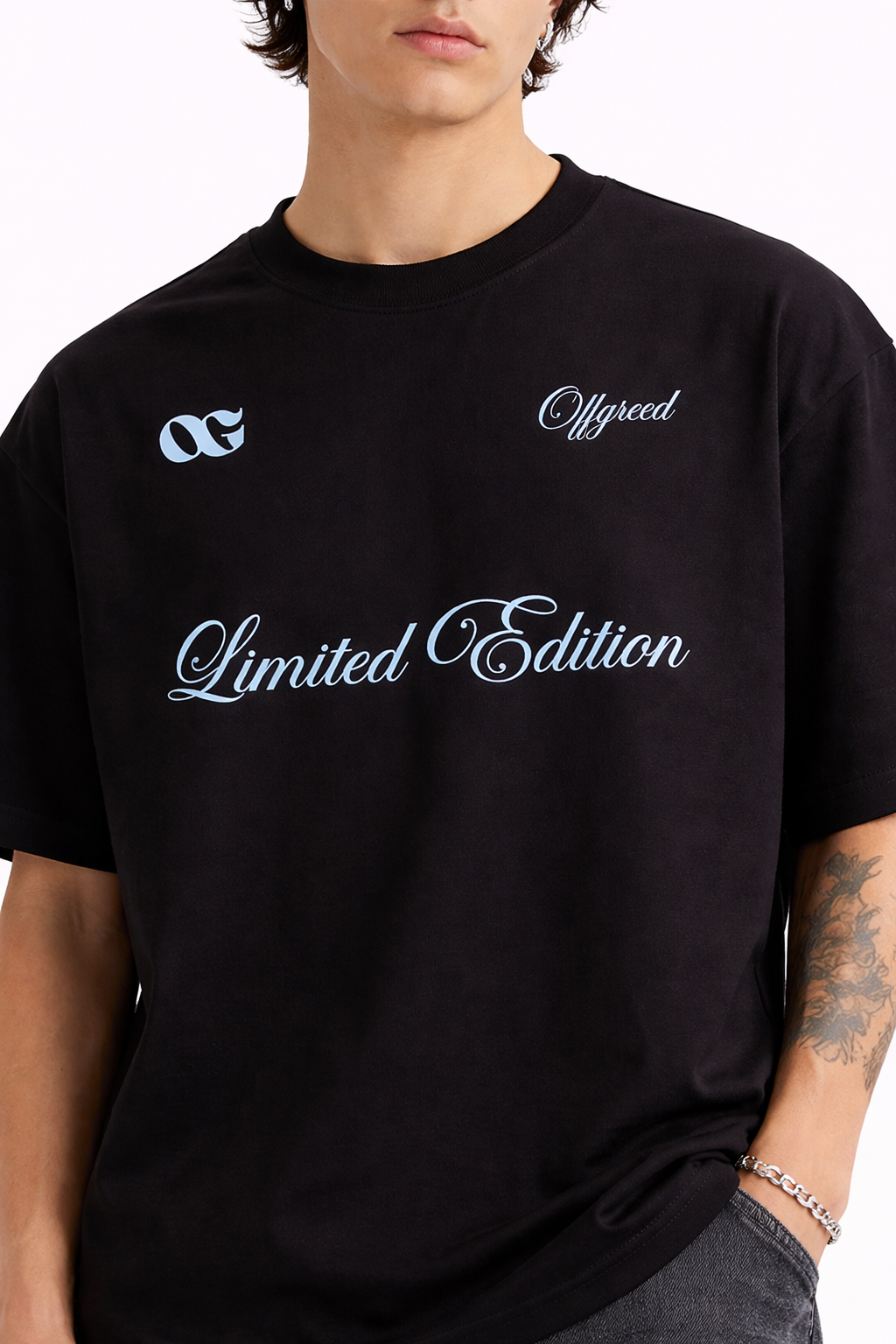 ISOLATION | OVERSIZED TEE